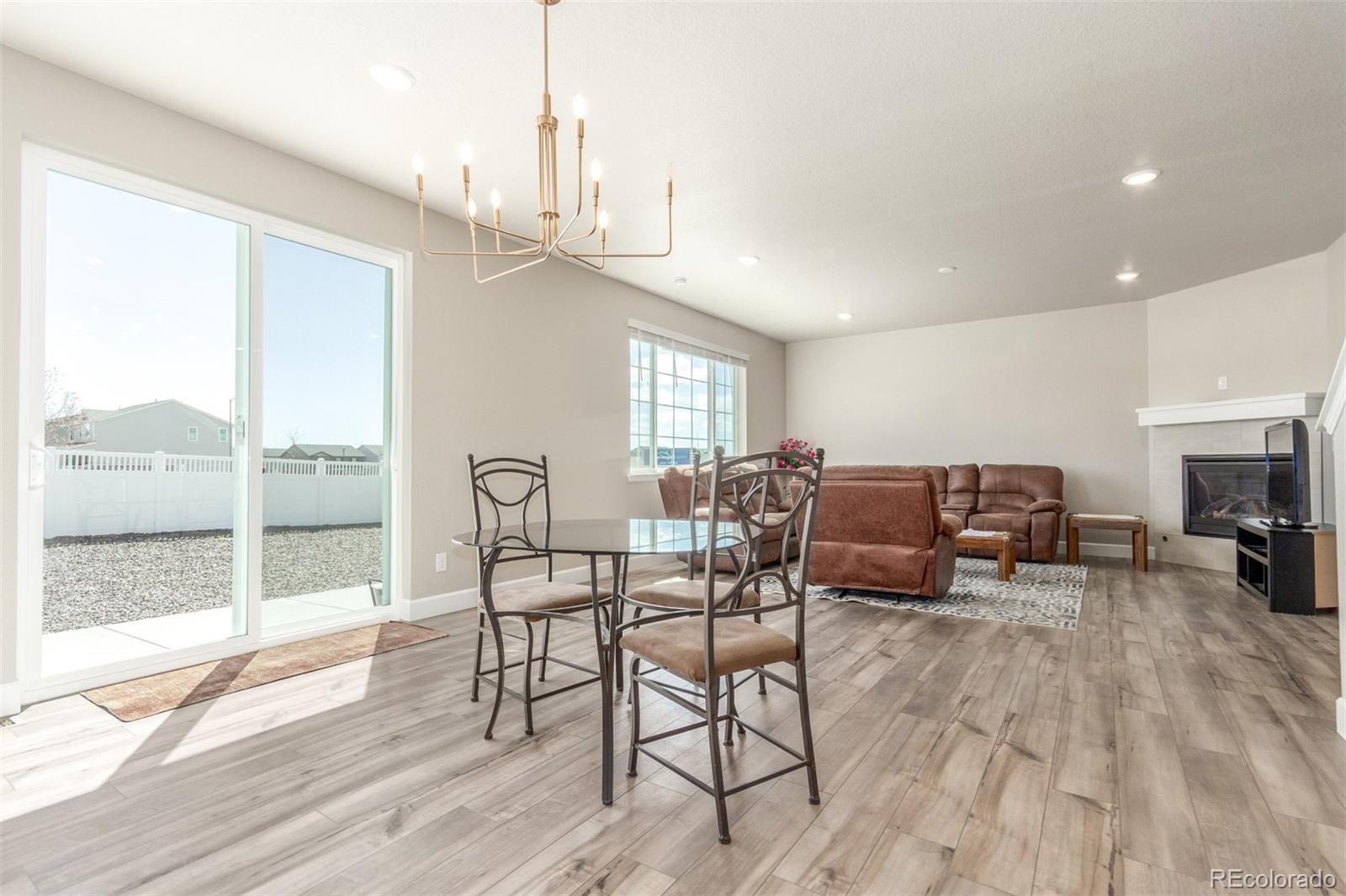 MLS Image #10 for 24046 e utah place,aurora, Colorado