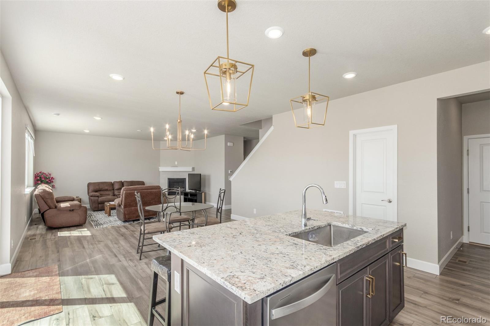 MLS Image #19 for 24046 e utah place,aurora, Colorado