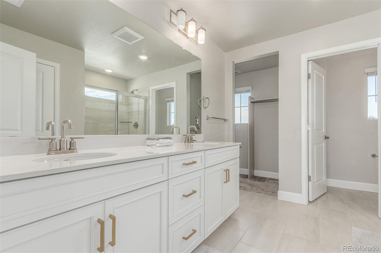 MLS Image #23 for 24046 e utah place,aurora, Colorado