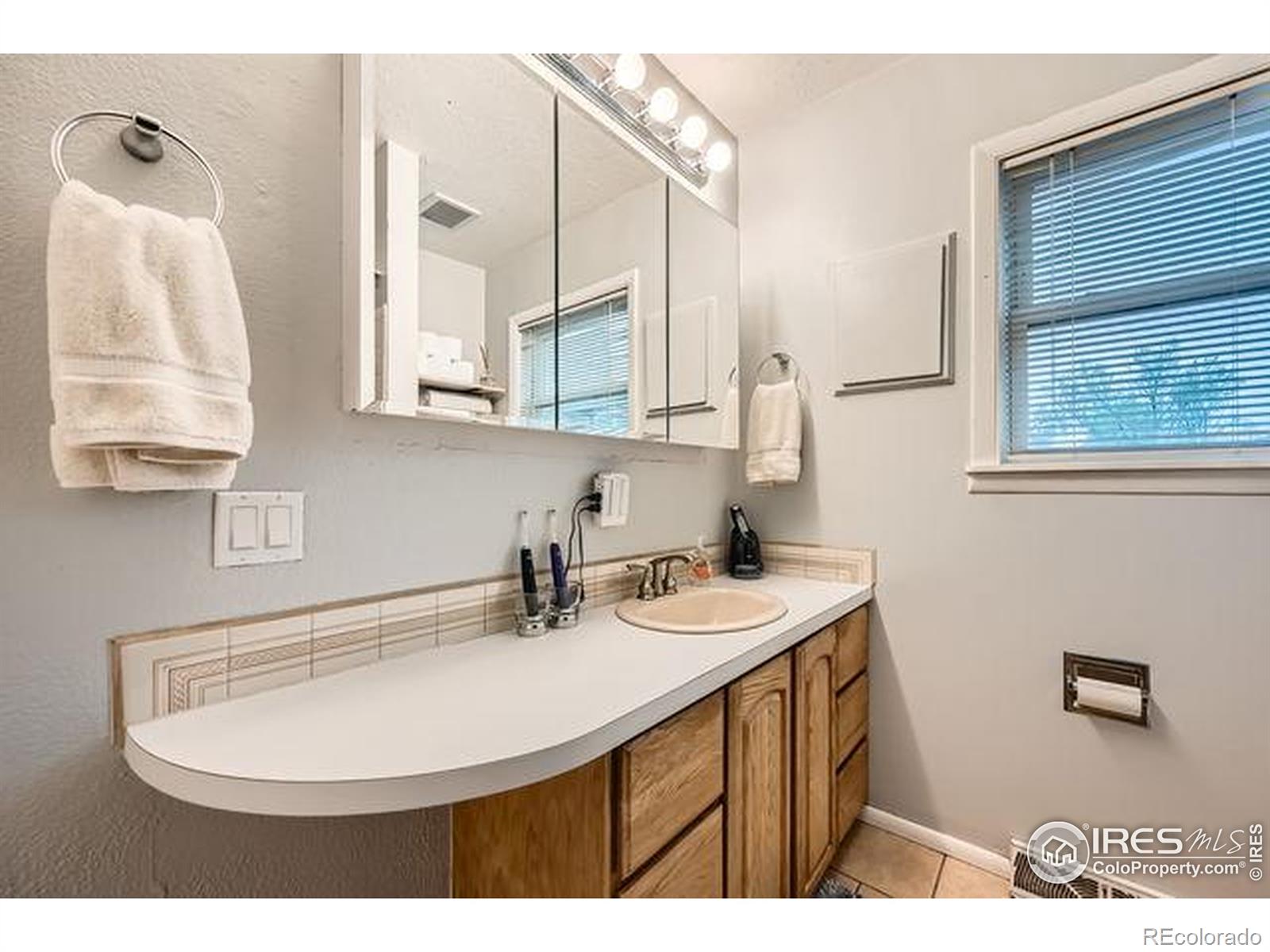 MLS Image #10 for 5335  allison street,arvada, Colorado