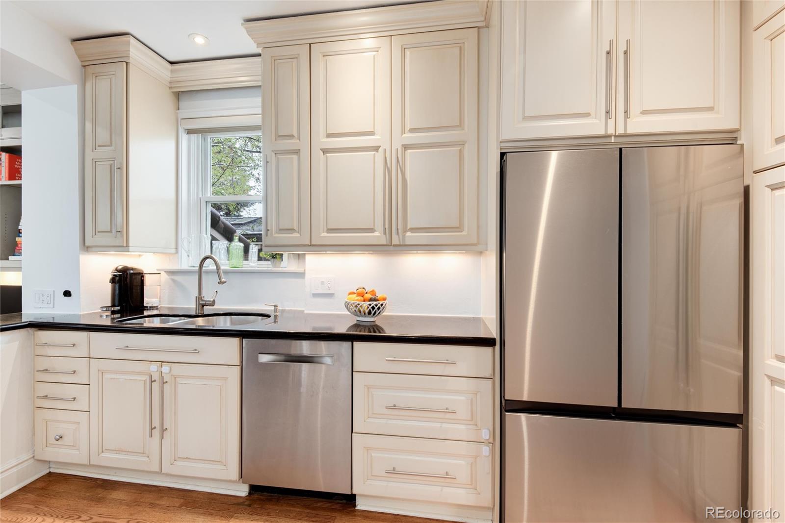 MLS Image #18 for 121 n marion street,denver, Colorado