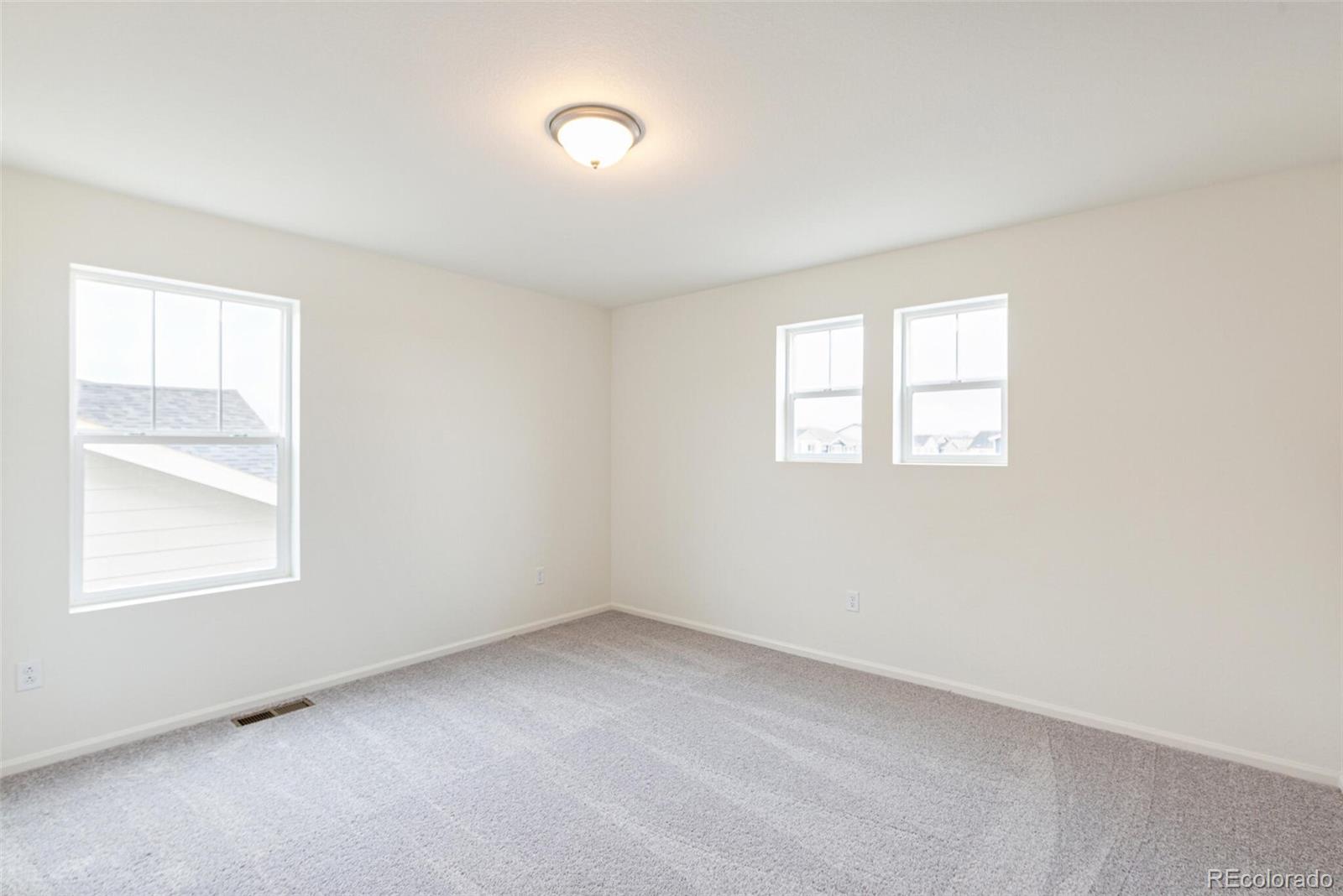 MLS Image #25 for 20724 e 57th avenue,aurora, Colorado
