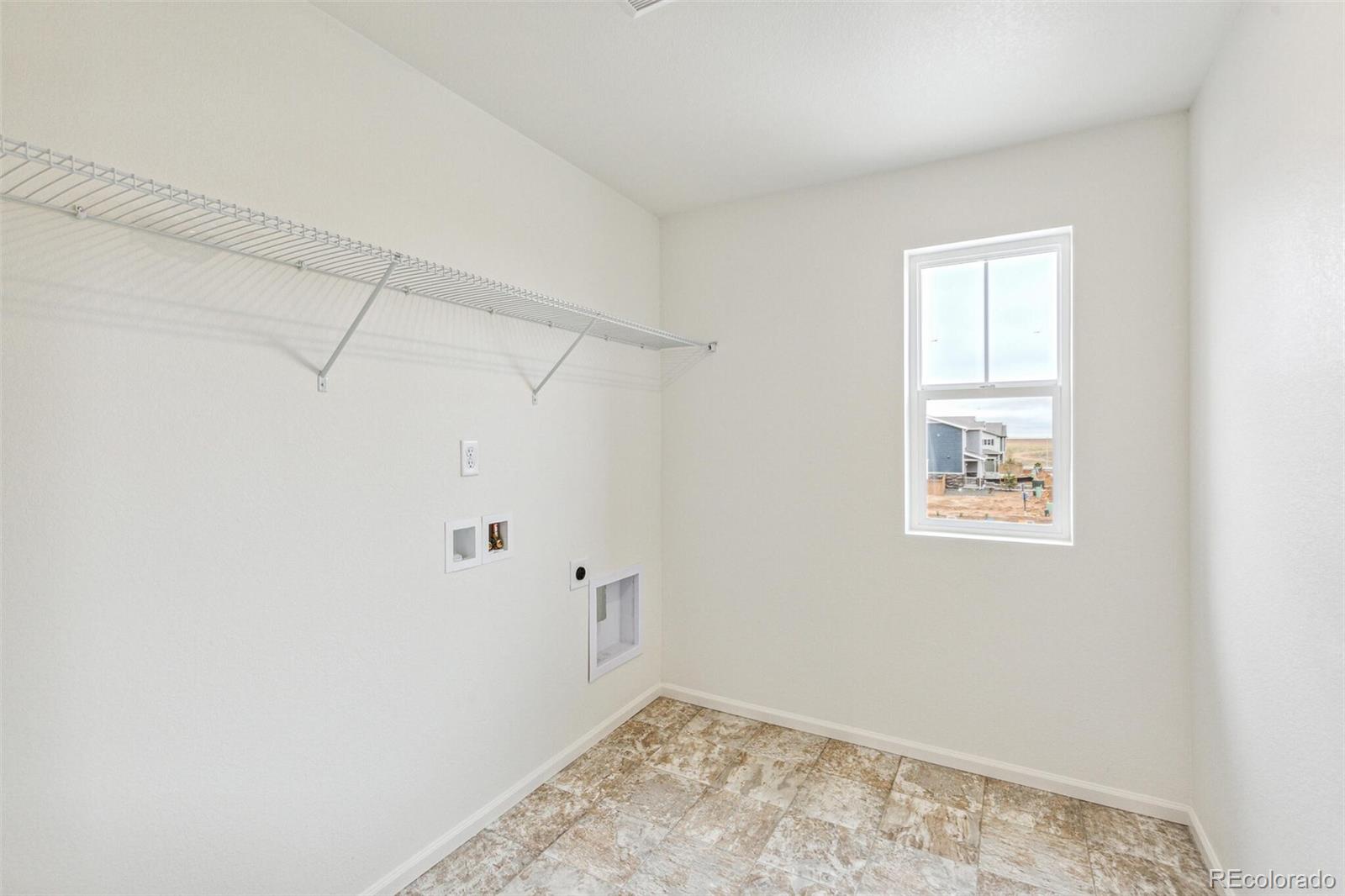 MLS Image #29 for 20724 e 57th avenue,aurora, Colorado