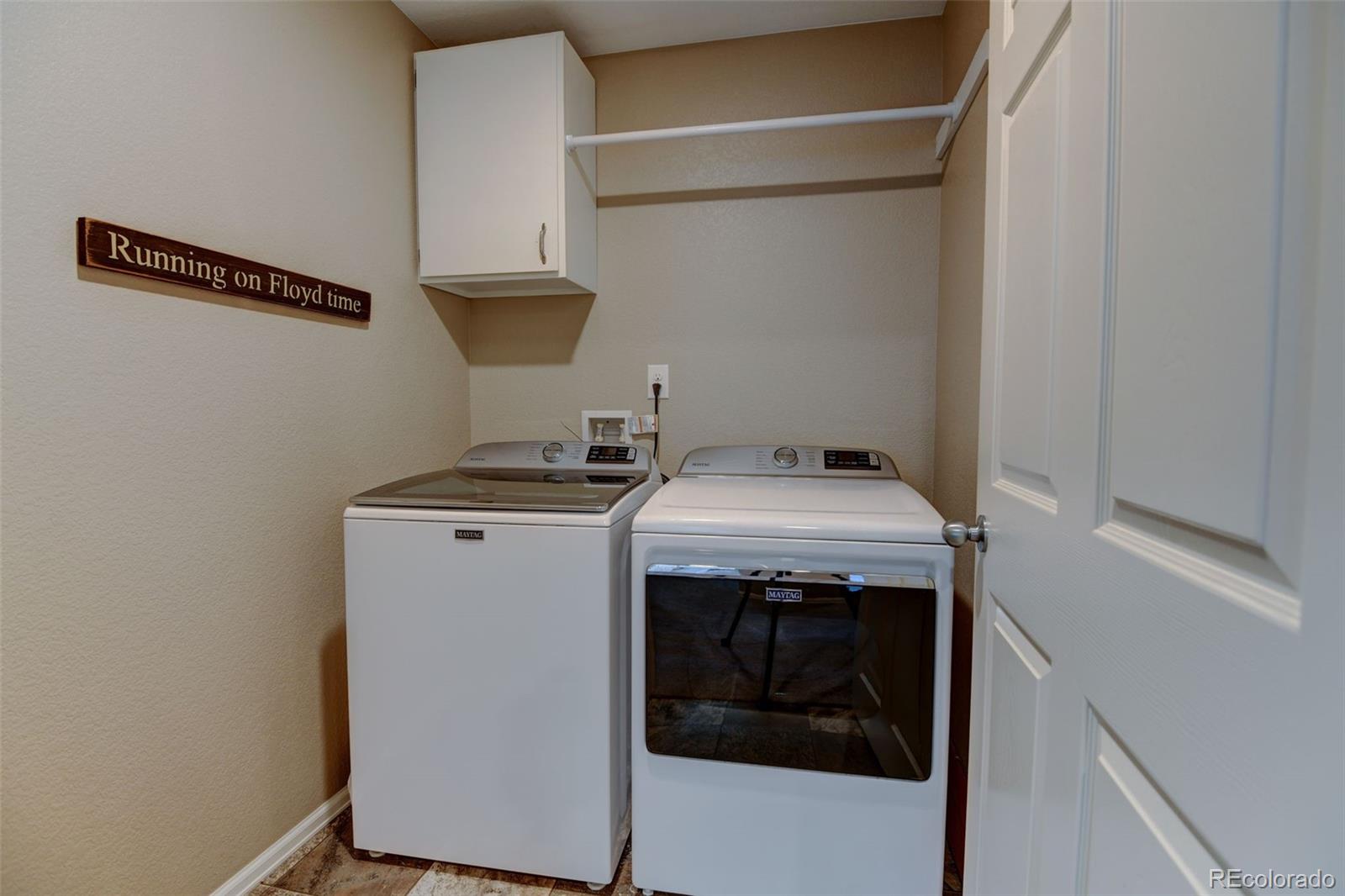 MLS Image #5 for 5837  high timber circle,castle rock, Colorado