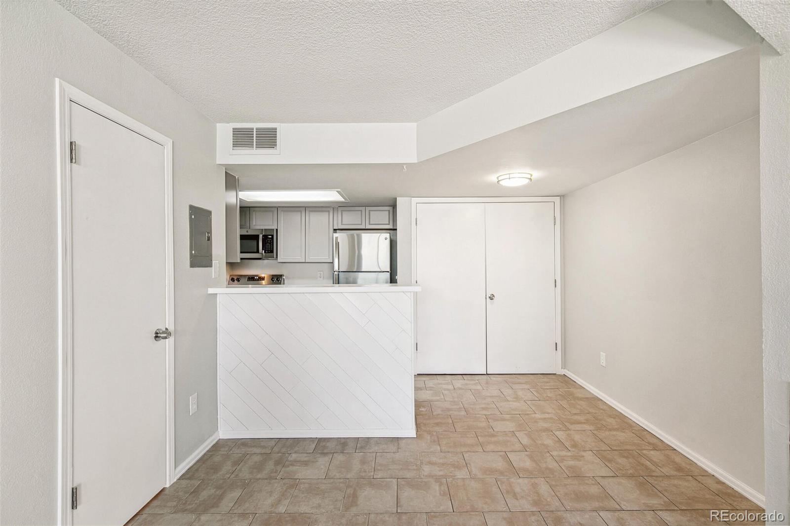MLS Image #10 for 17094 e tennessee drive,aurora, Colorado