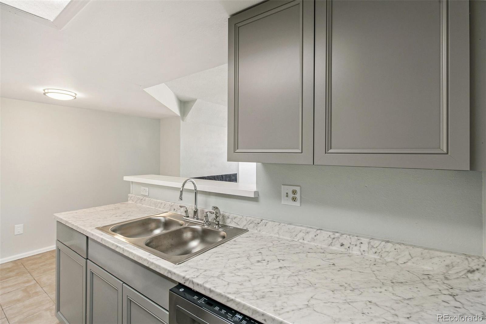 MLS Image #15 for 17094 e tennessee drive,aurora, Colorado