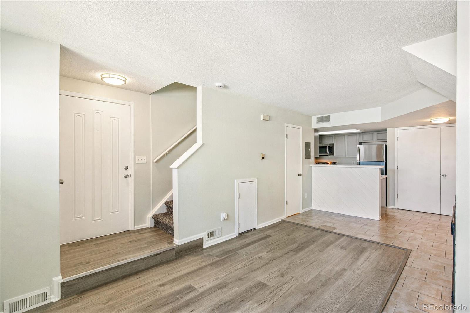 MLS Image #4 for 17094 e tennessee drive,aurora, Colorado