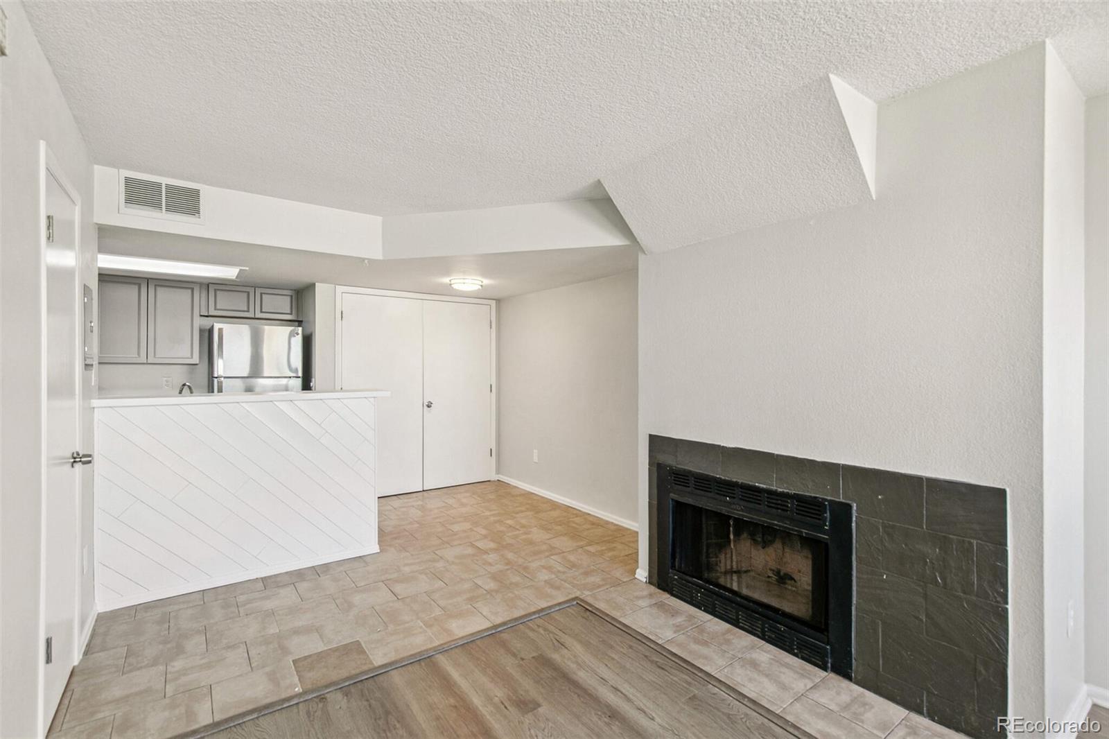 MLS Image #6 for 17094 e tennessee drive,aurora, Colorado