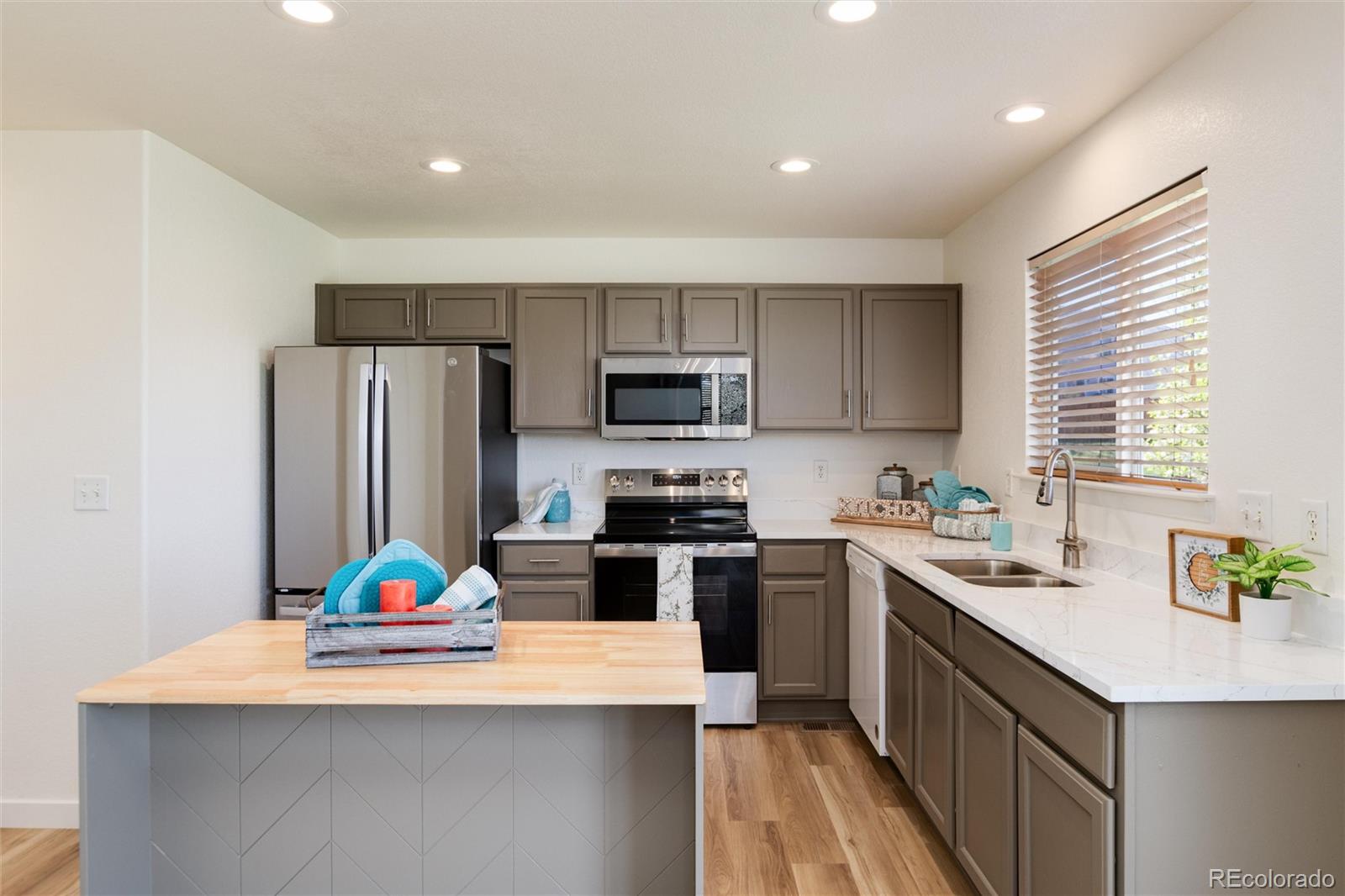 MLS Image #1 for 9785  gatesbury circle,highlands ranch, Colorado