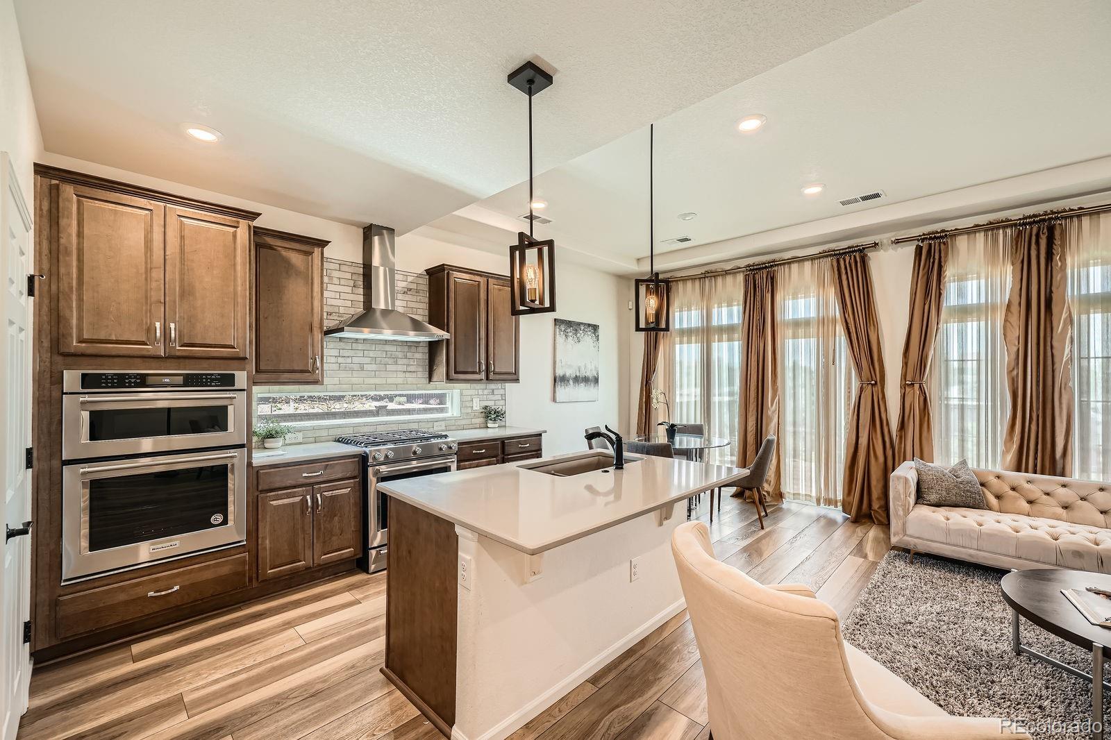 MLS Image #12 for 21701 e 50th drive,aurora, Colorado
