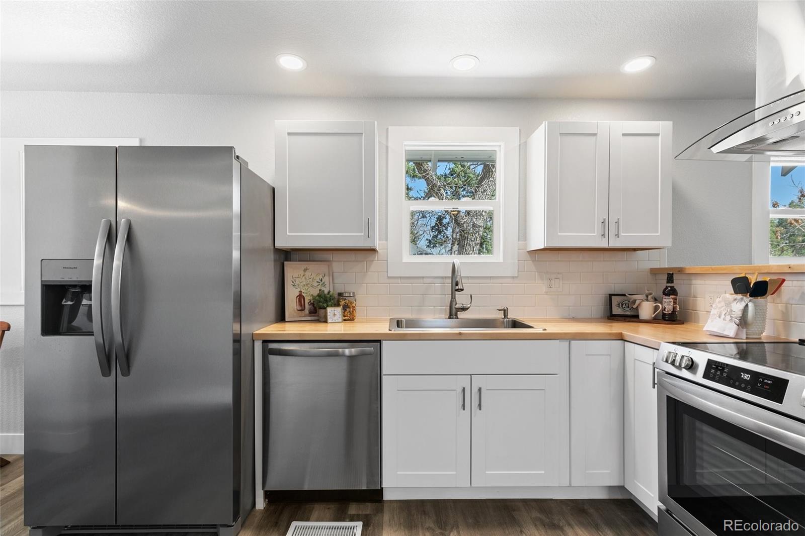 MLS Image #9 for 1130 e yampa street,colorado springs, Colorado