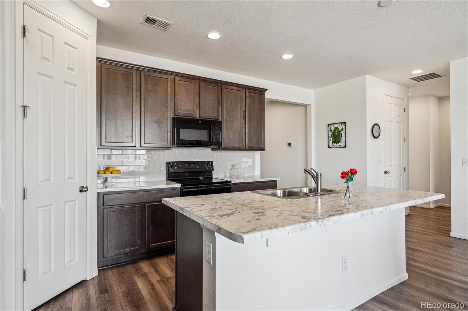 MLS Image #8 for 95 s edge cliff street,castle rock, Colorado