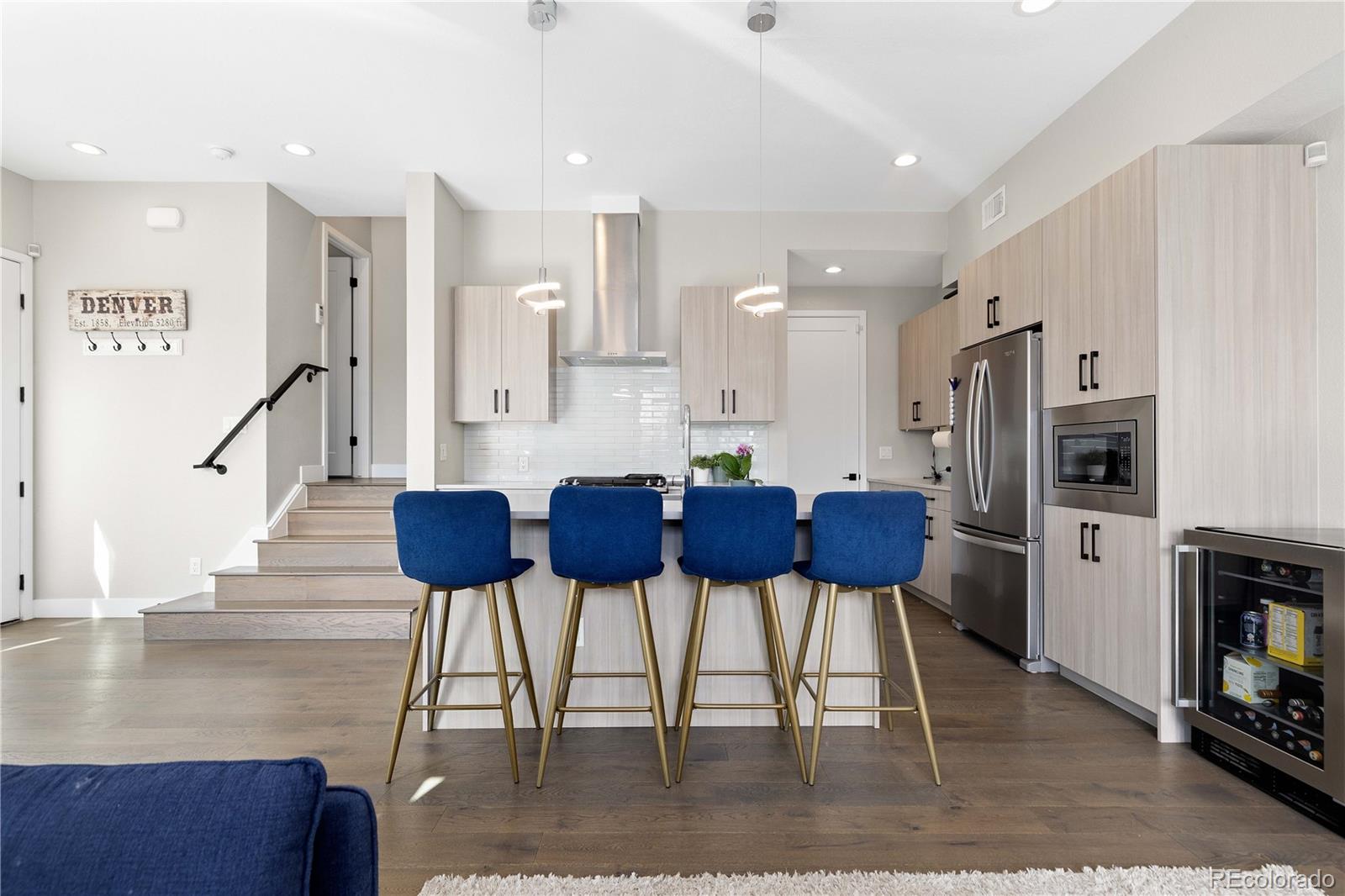 MLS Image #3 for 5026 s platte river parkway,littleton, Colorado