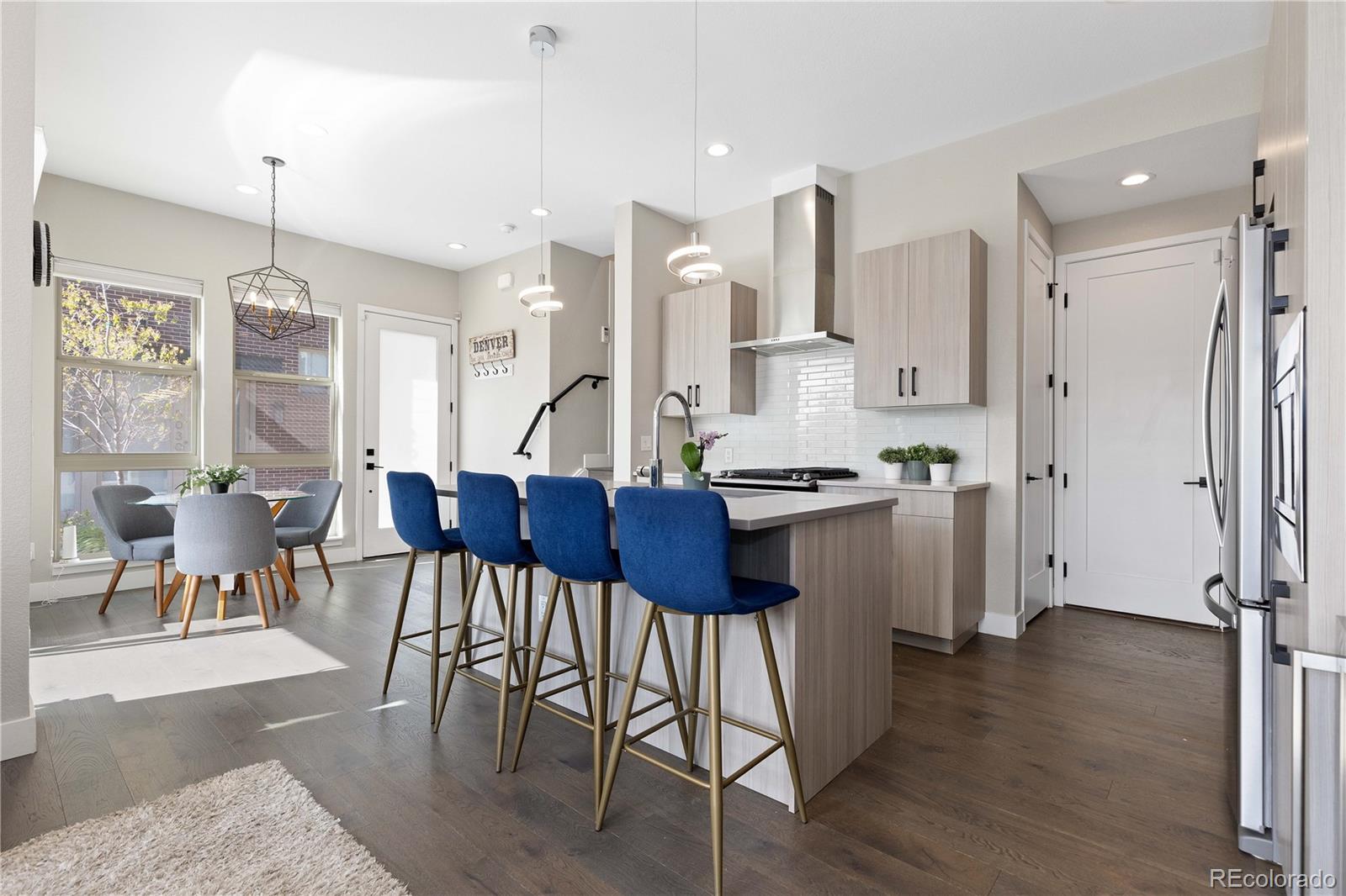 MLS Image #6 for 5026 s platte river parkway,littleton, Colorado