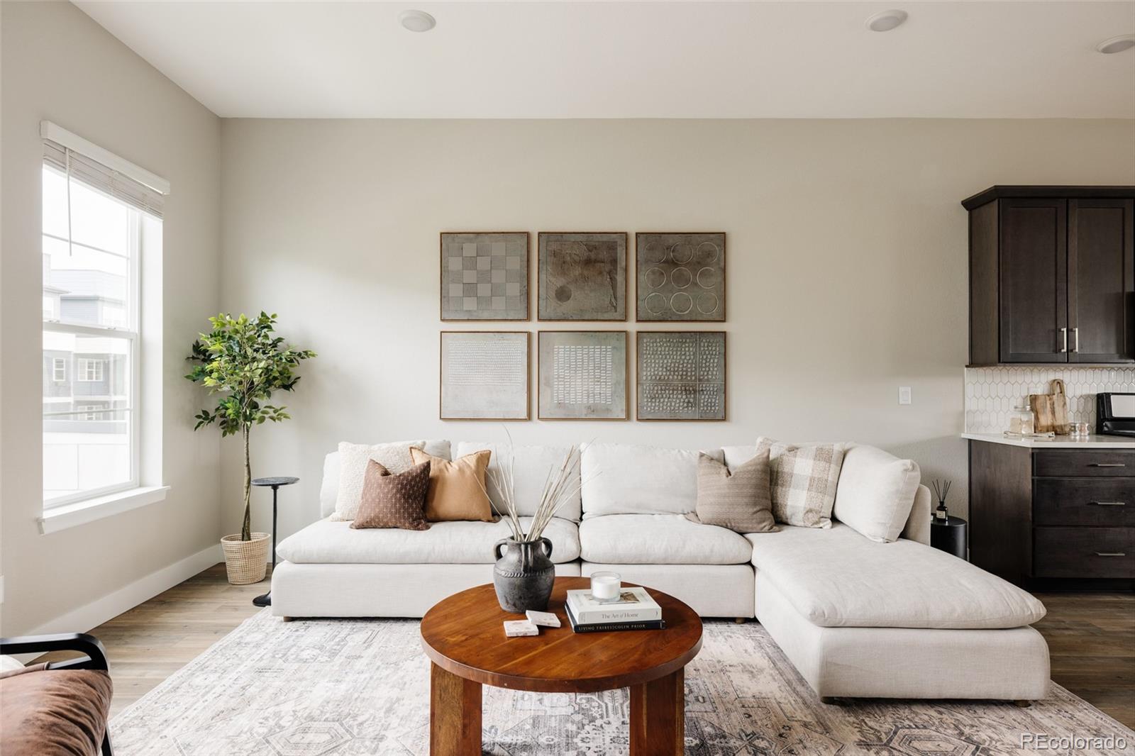 MLS Image #3 for 6307  dayton court,denver, Colorado