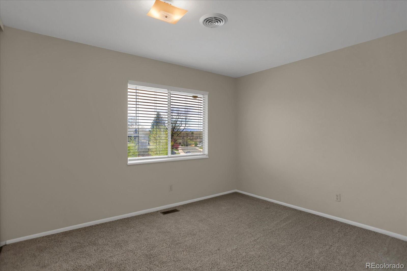 MLS Image #13 for 3070 s roslyn street,denver, Colorado