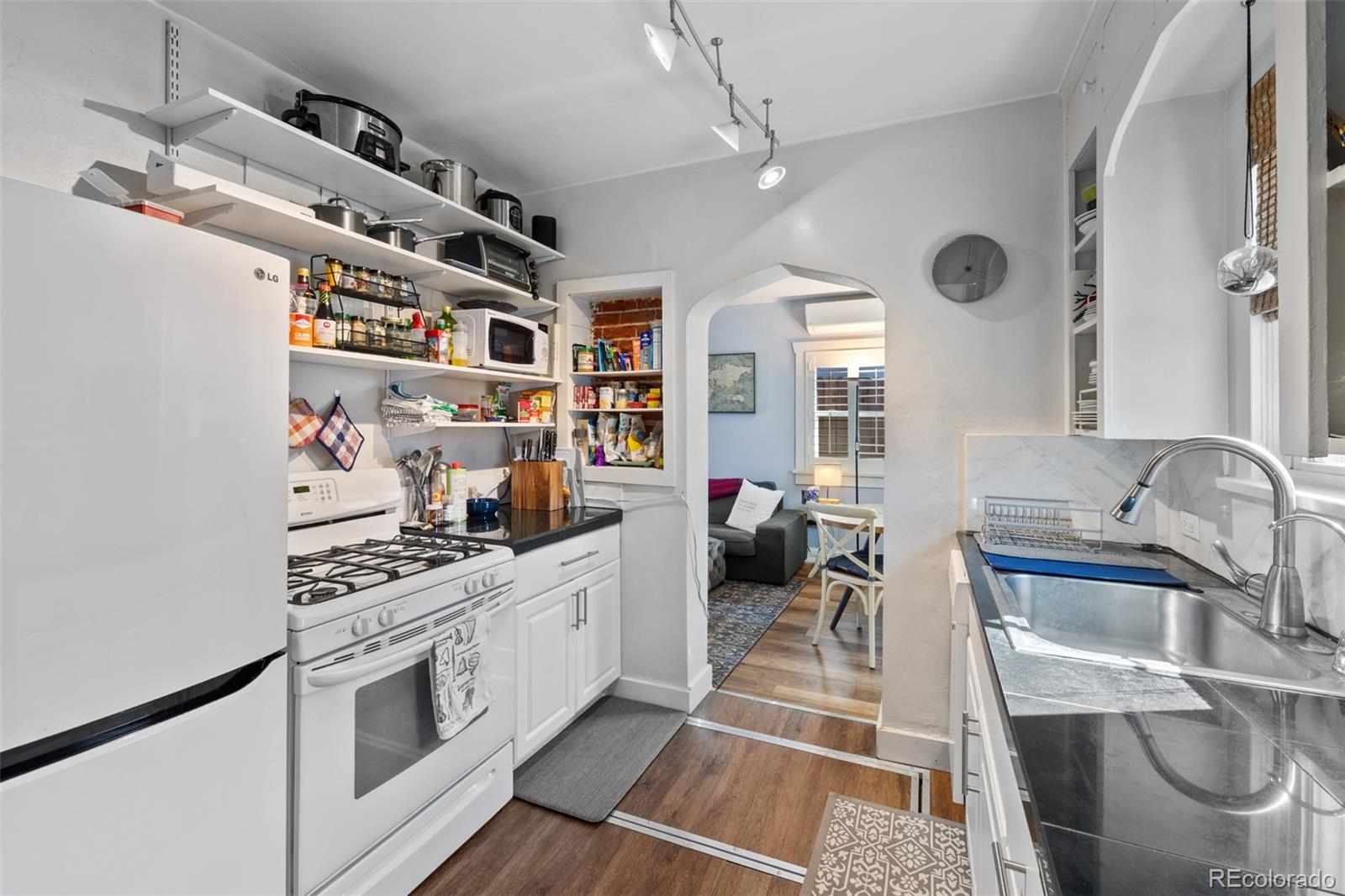 MLS Image #6 for 3835 n raleigh street,denver, Colorado