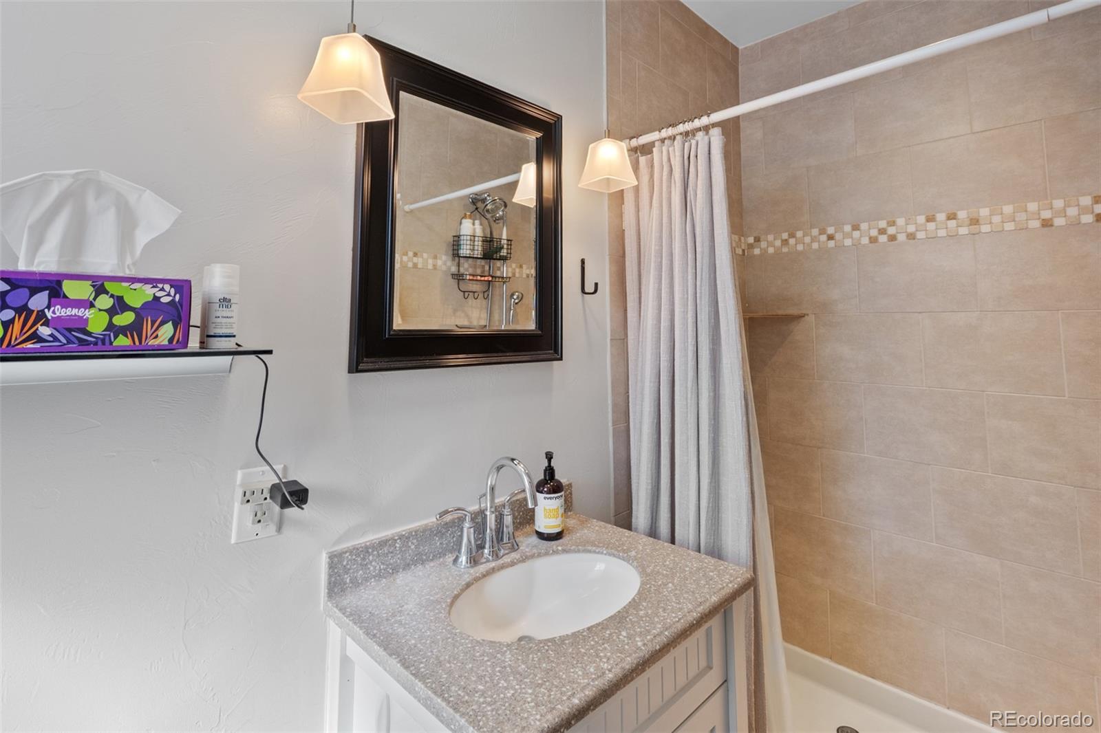 MLS Image #7 for 3835 n raleigh street,denver, Colorado