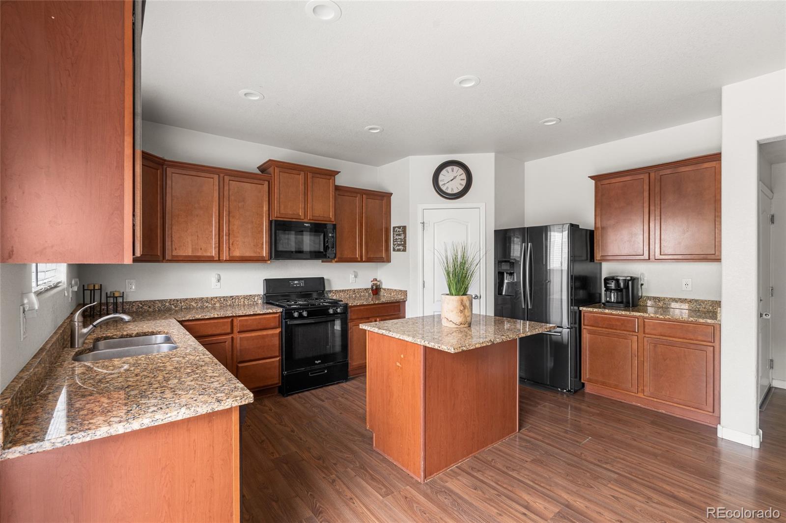 MLS Image #5 for 9535  dexter lane,thornton, Colorado