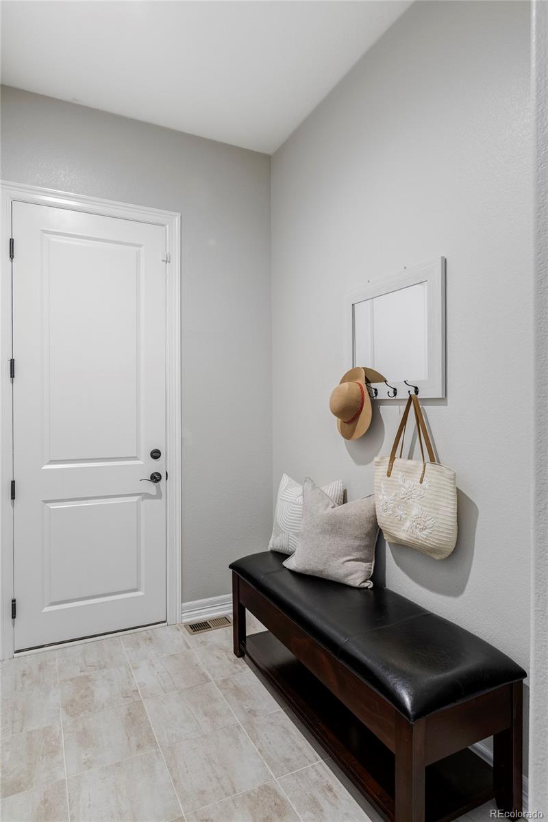 MLS Image #41 for 27500 e lakeview drive,aurora, Colorado