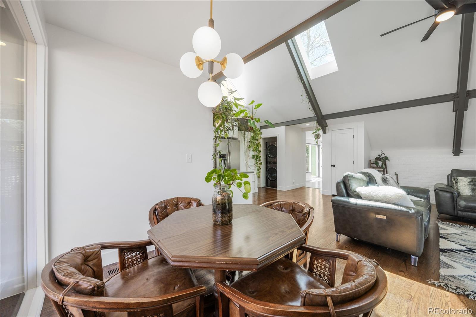MLS Image #11 for 1380 s dahlia street,denver, Colorado