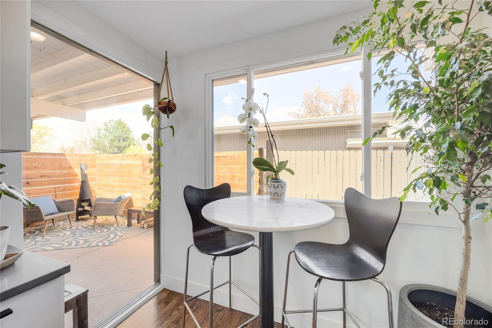 MLS Image #17 for 1380 s dahlia street,denver, Colorado