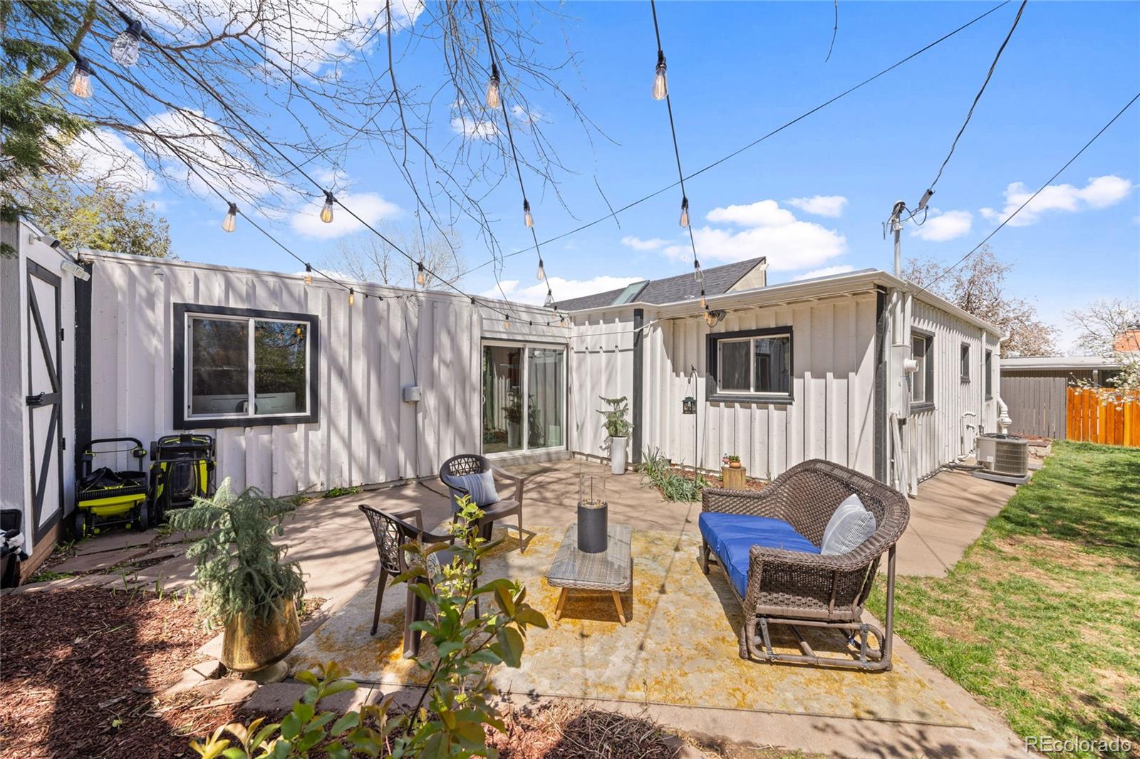 MLS Image #31 for 1380 s dahlia street,denver, Colorado