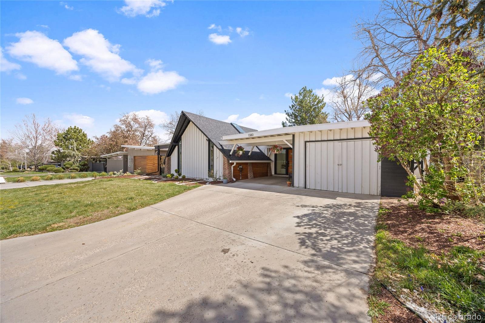 MLS Image #34 for 1380 s dahlia street,denver, Colorado