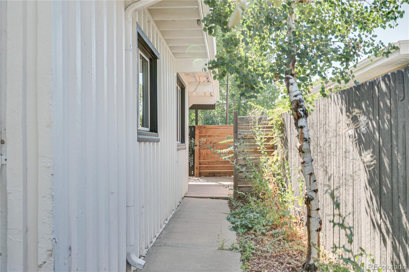 MLS Image #40 for 1380 s dahlia street,denver, Colorado