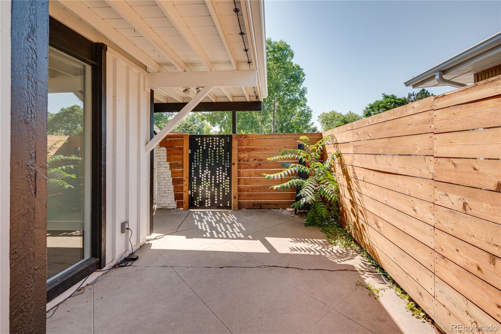 MLS Image #41 for 1380 s dahlia street,denver, Colorado