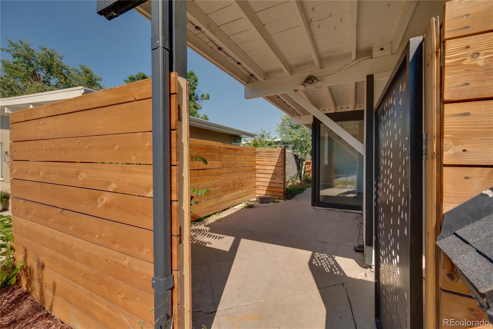MLS Image #44 for 1380 s dahlia street,denver, Colorado