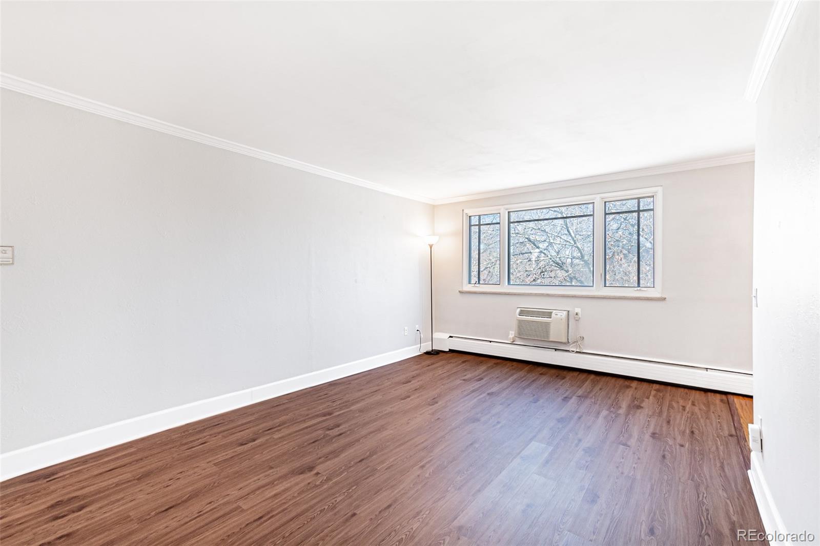 MLS Image #4 for 969 s pearl street 305,denver, Colorado