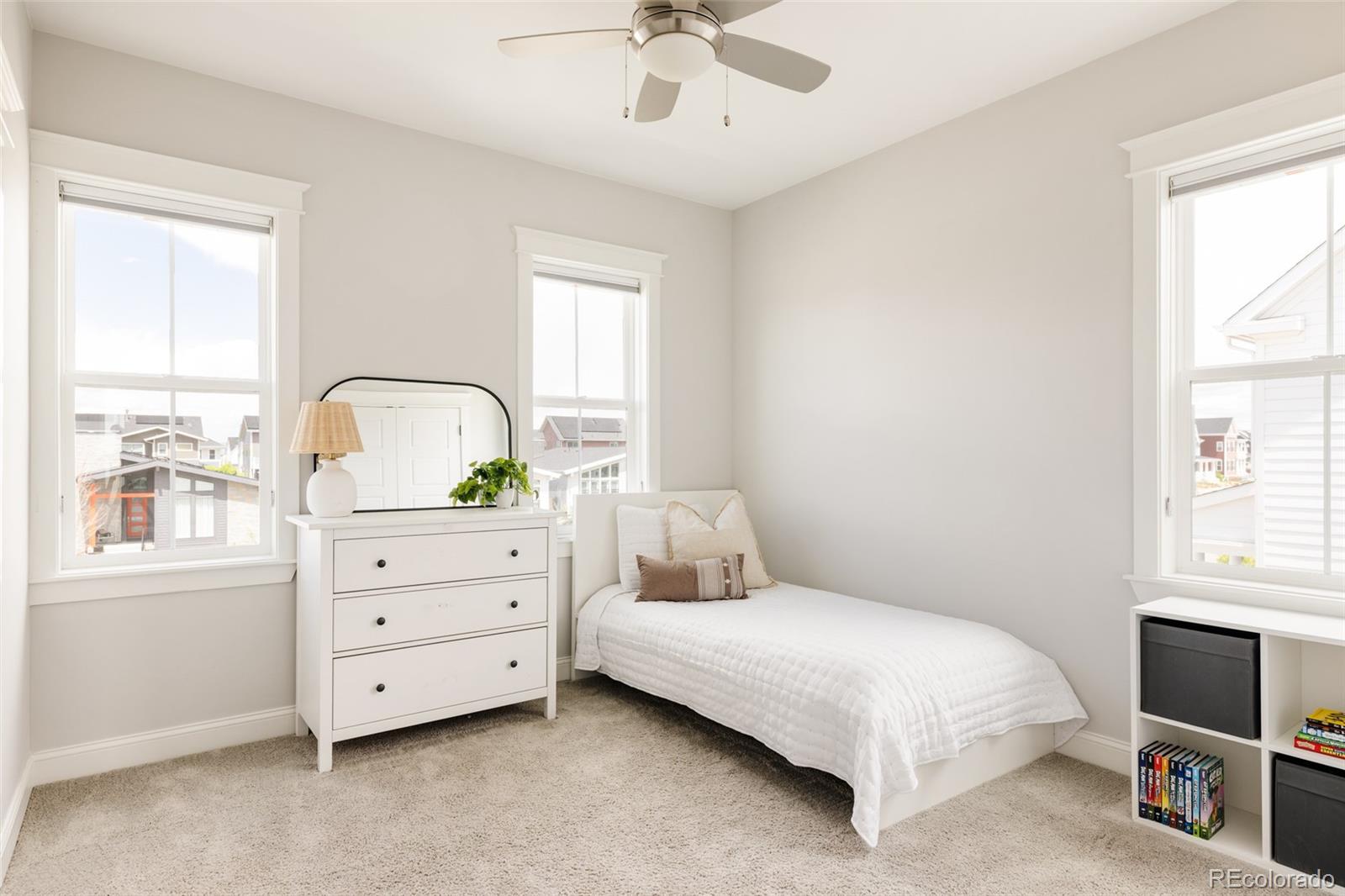 MLS Image #19 for 10106 e 59th place,denver, Colorado