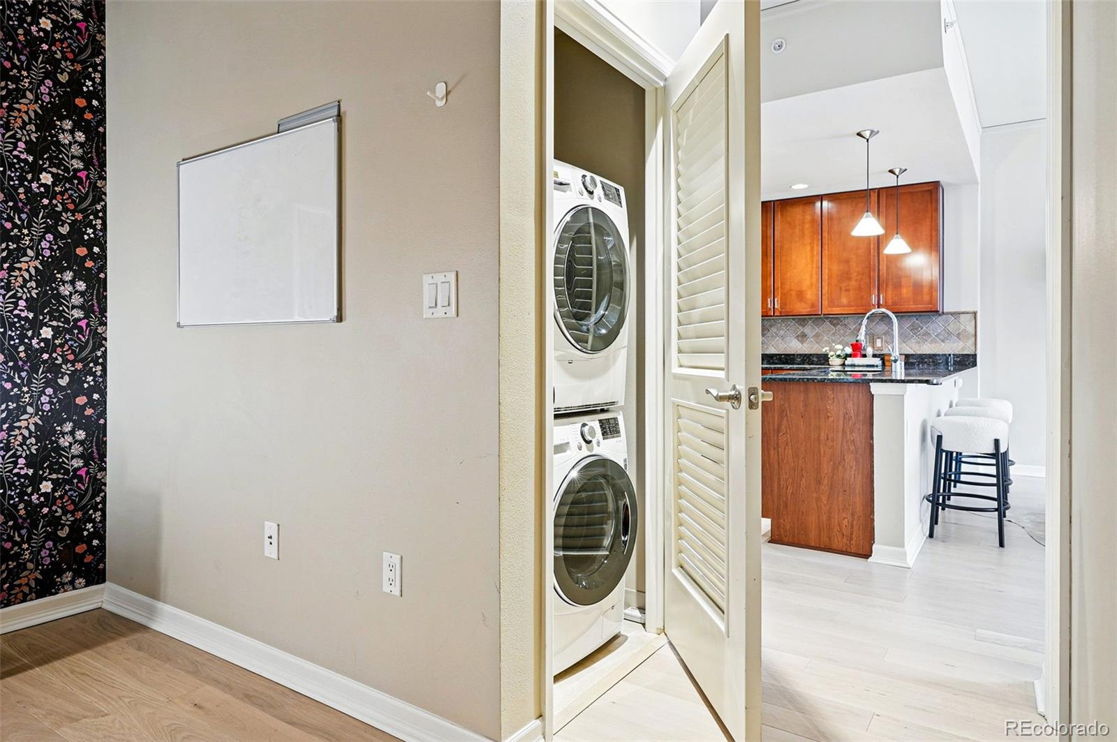 MLS Image #35 for 1975 n grant street,denver, Colorado