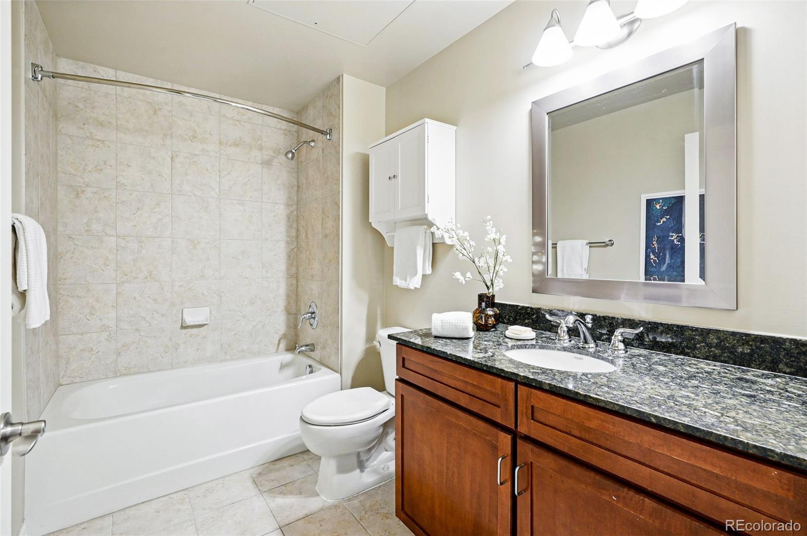 MLS Image #36 for 1975 n grant street,denver, Colorado