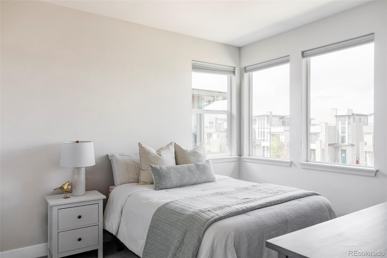 MLS Image #18 for 9388 e 59th place,denver, Colorado