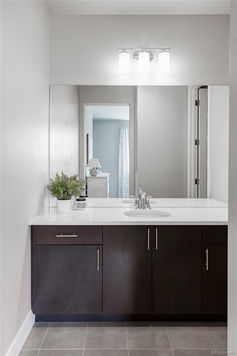 MLS Image #21 for 9388 e 59th place,denver, Colorado