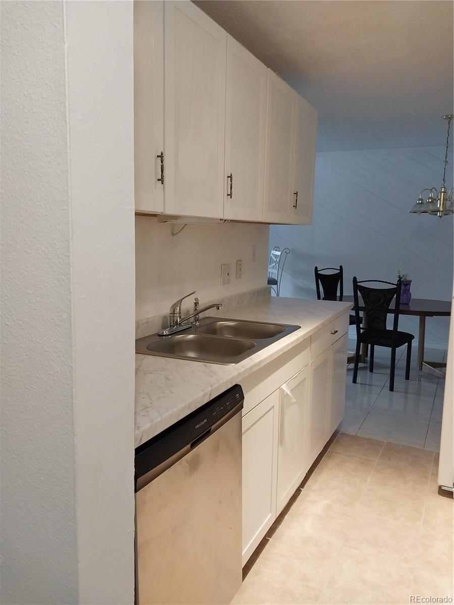 MLS Image #14 for 10211  ura lane,thornton, Colorado