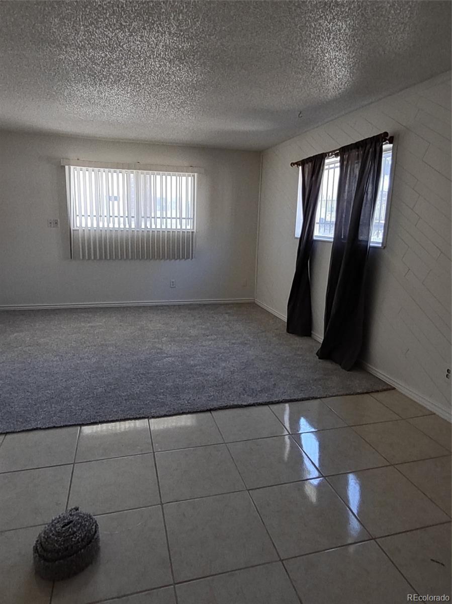 MLS Image #2 for 10211  ura lane,thornton, Colorado