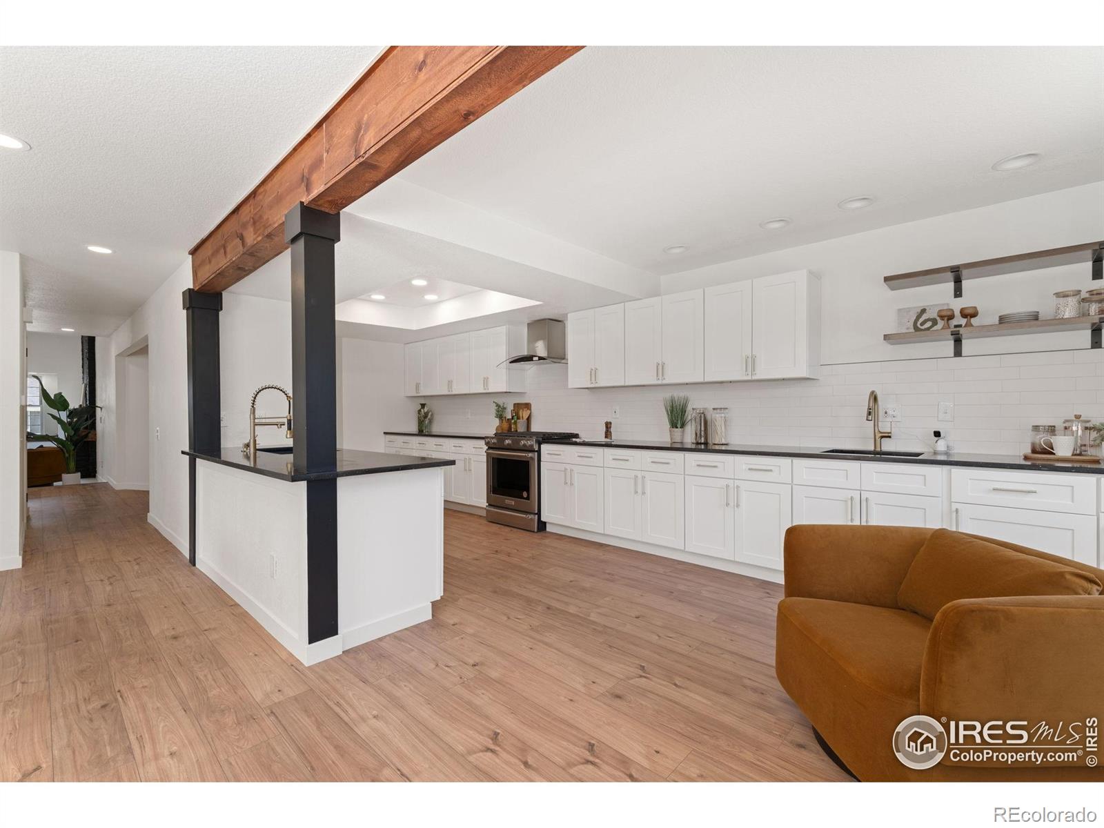 MLS Image #20 for 7102 s harrison court,centennial, Colorado