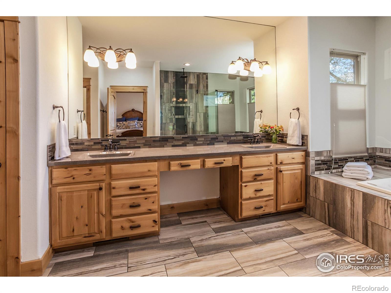 MLS Image #13 for 1715  wales drive,berthoud, Colorado