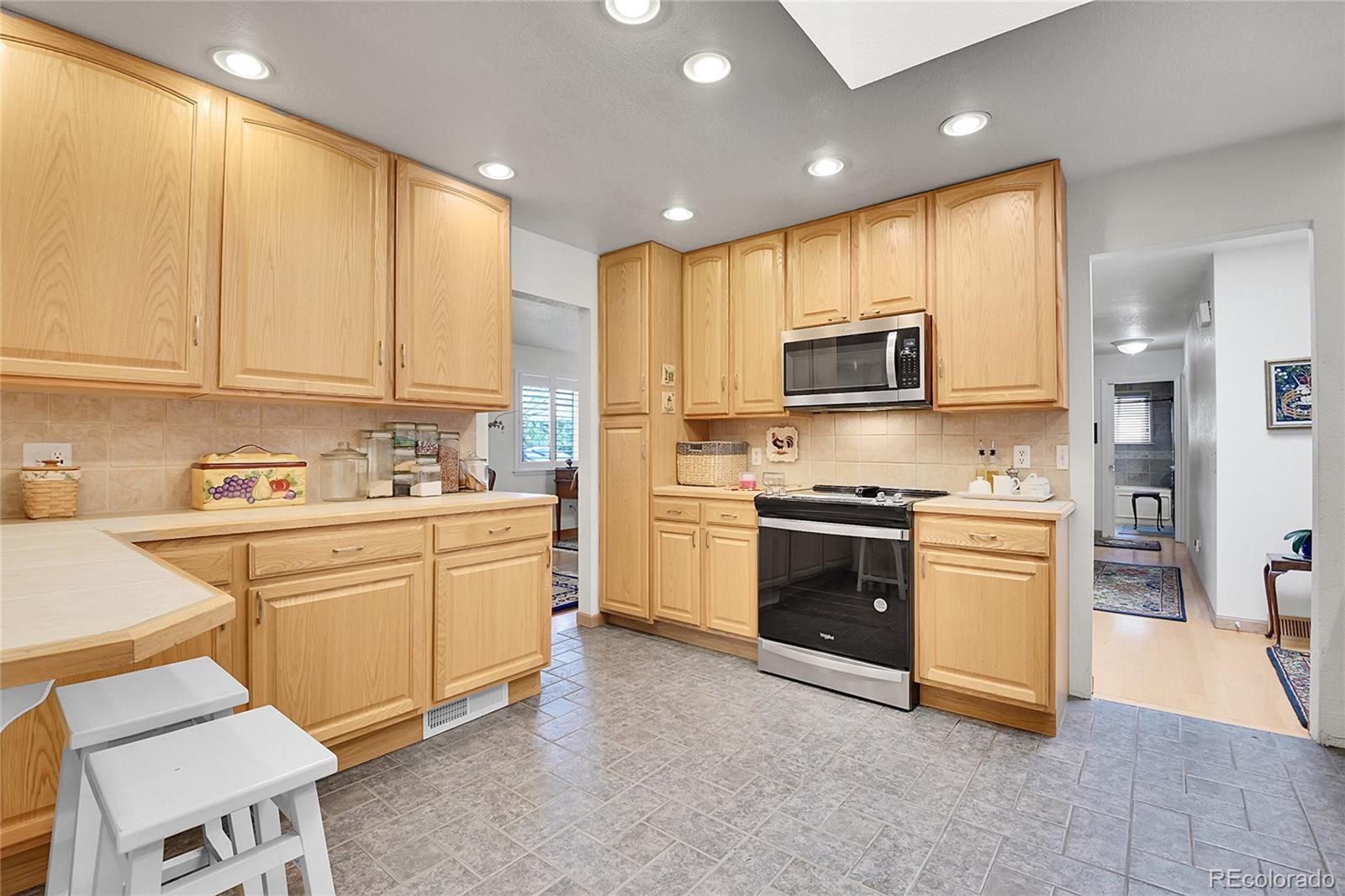 MLS Image #4 for 8468  chase drive,arvada, Colorado