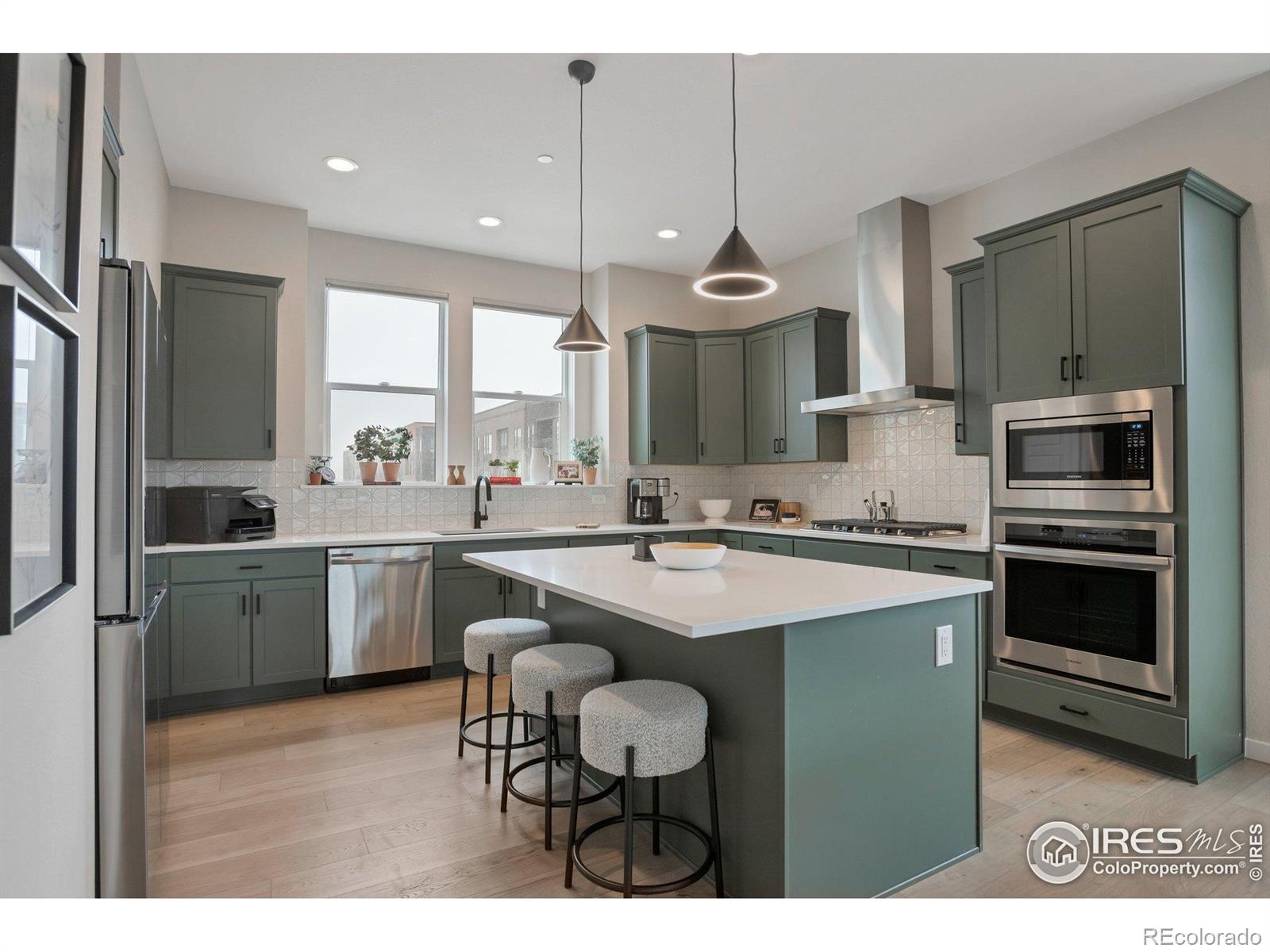 MLS Image #6 for 352  superior drive,superior, Colorado