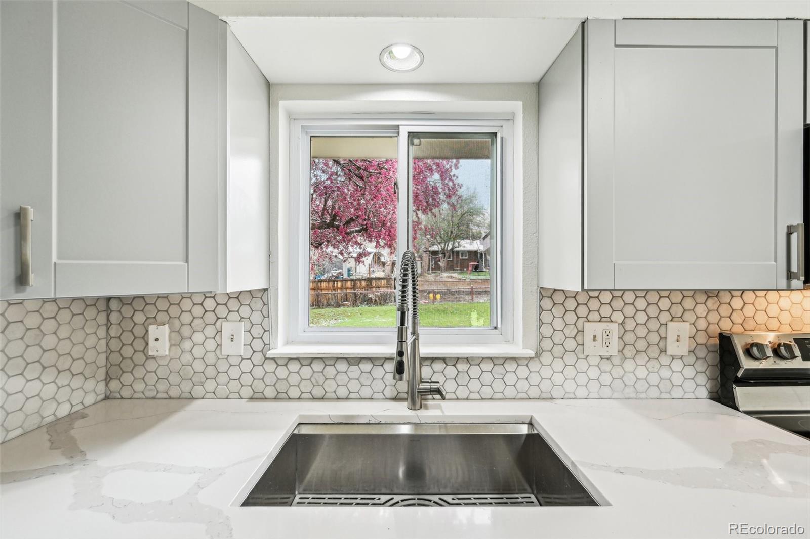 MLS Image #16 for 8307 e lehigh drive,denver, Colorado