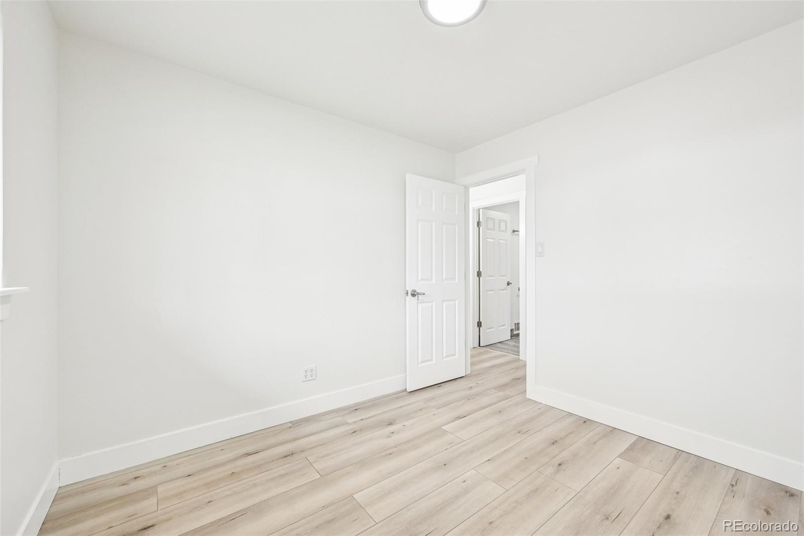 MLS Image #18 for 8307 e lehigh drive,denver, Colorado