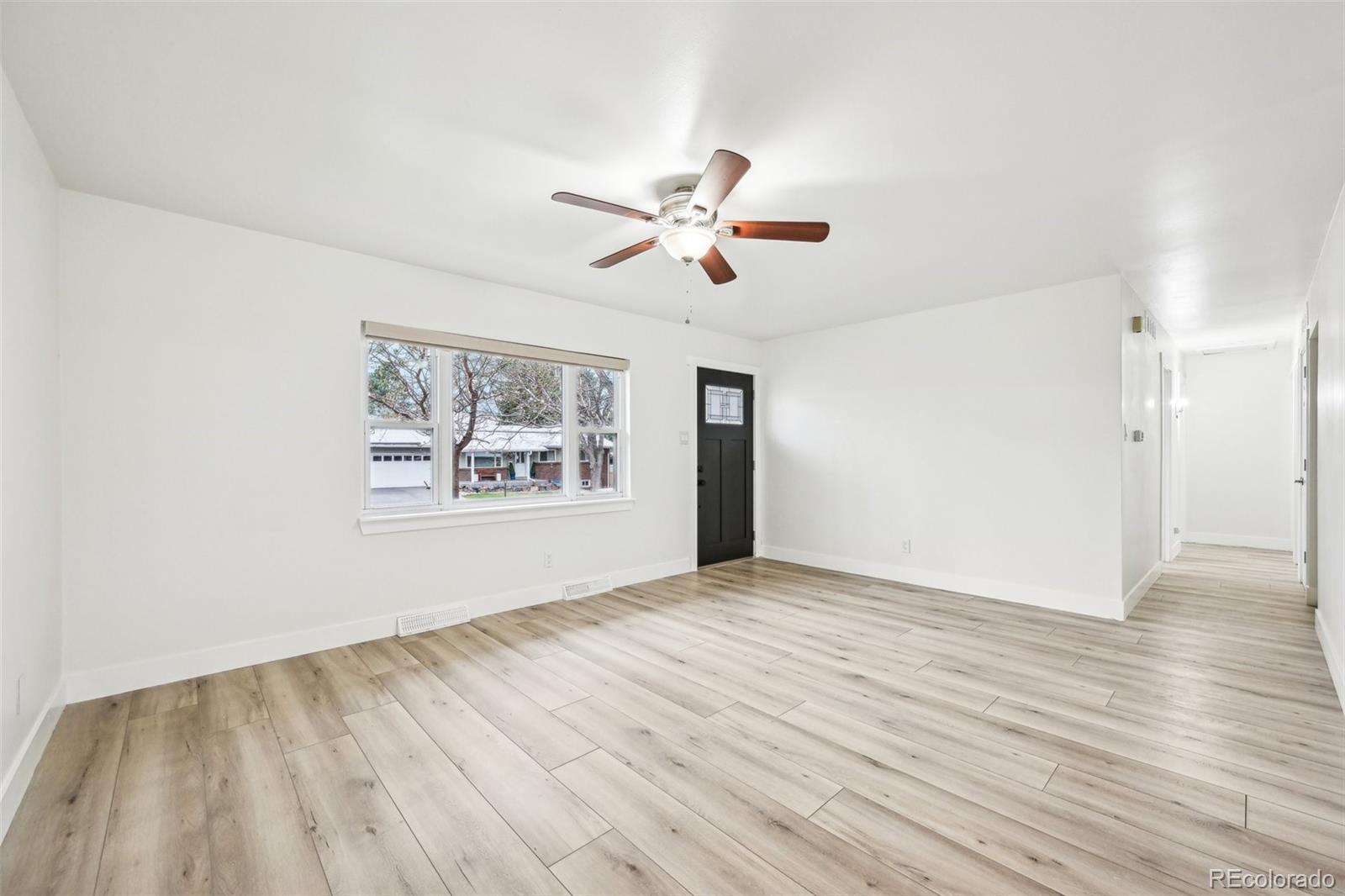 MLS Image #6 for 8307 e lehigh drive,denver, Colorado
