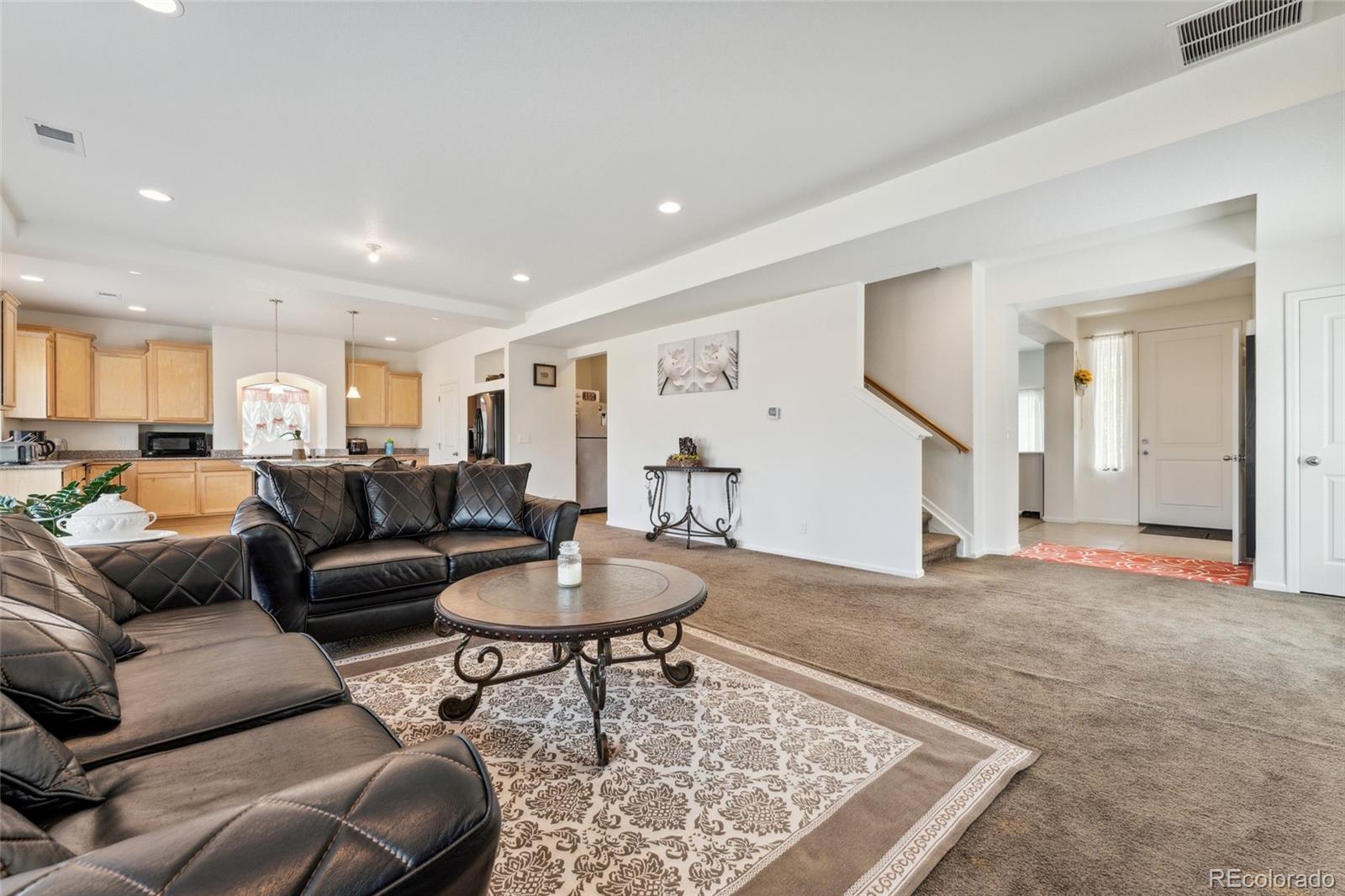 MLS Image #4 for 19047  randolph place,denver, Colorado