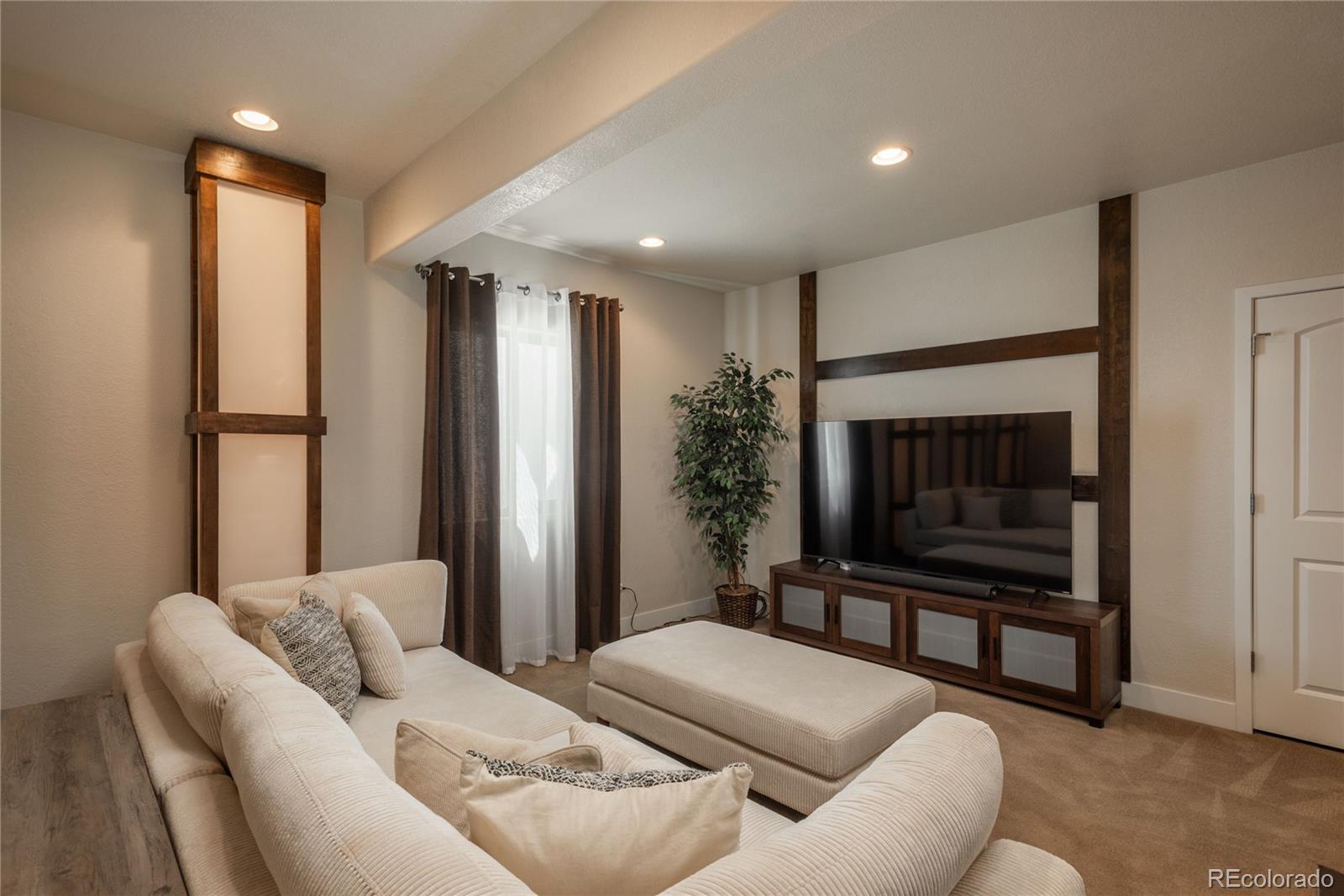 MLS Image #32 for 9266 e 35th avenue,denver, Colorado