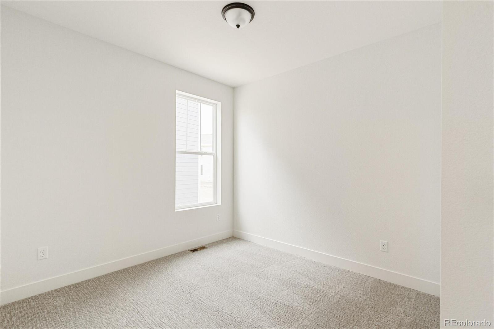 MLS Image #23 for 20665 e 57th drive,aurora, Colorado