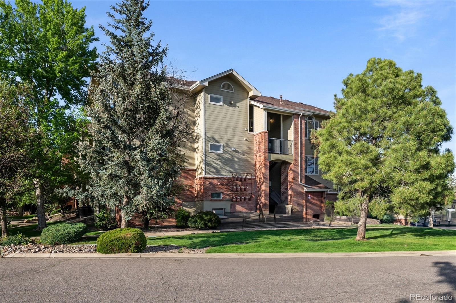 MLS Image #1 for 8422 s upham way,littleton, Colorado